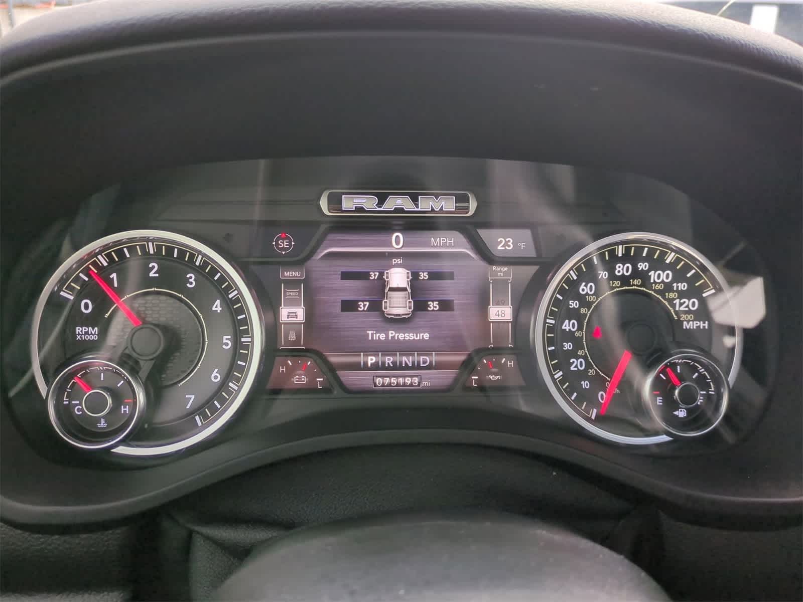 Thumbnail: 2021 RAM 1500 - 33