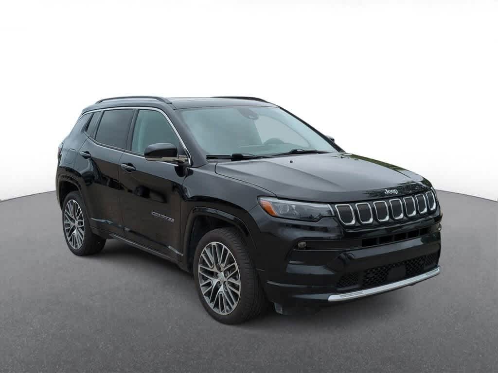 Certified 2022 Jeep Compass Limited with VIN 3C4NJDCB8NT174447 for sale in Troy, MI