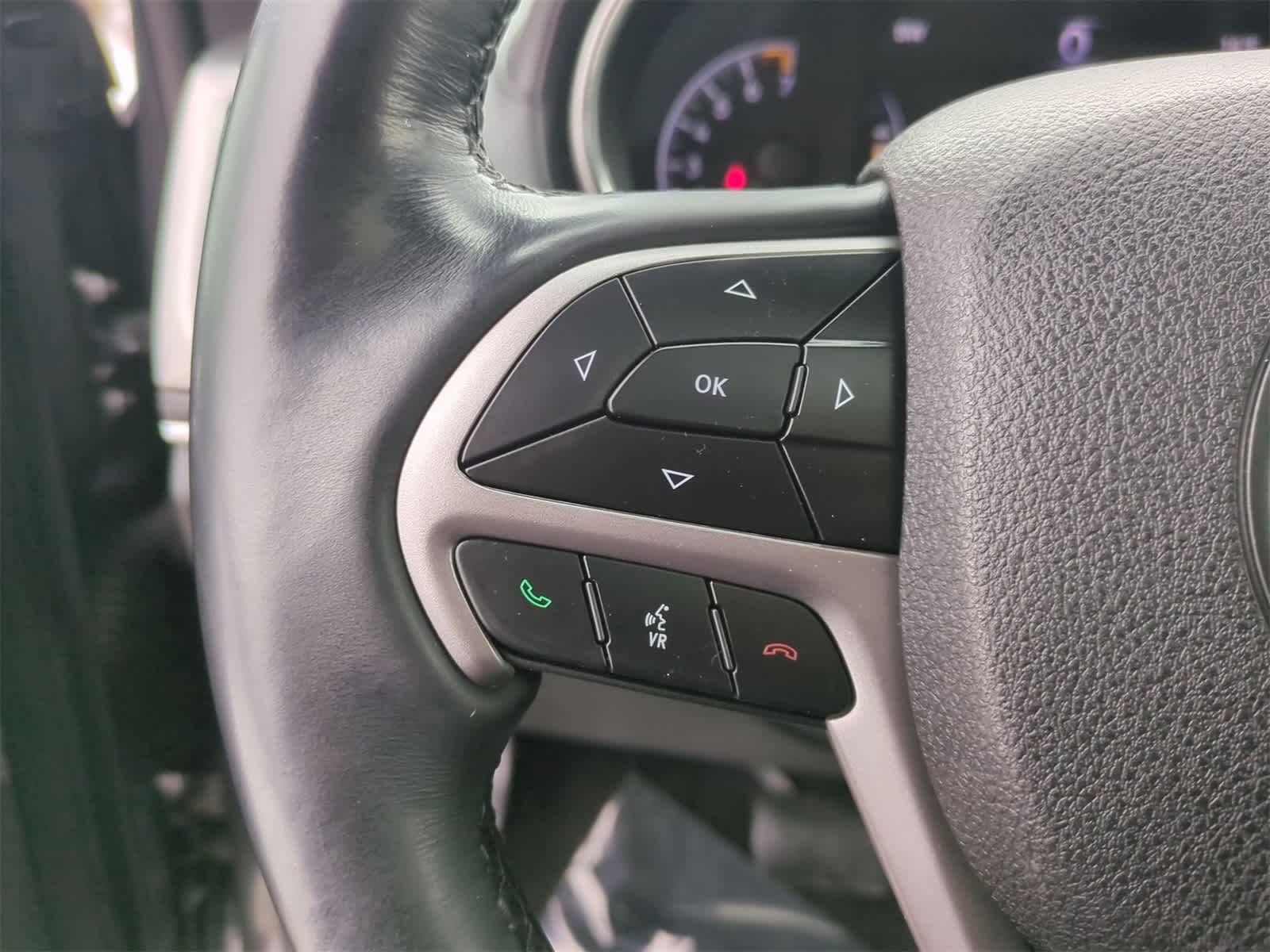 Thumbnail: 2018 Jeep Grand Cherokee - 24