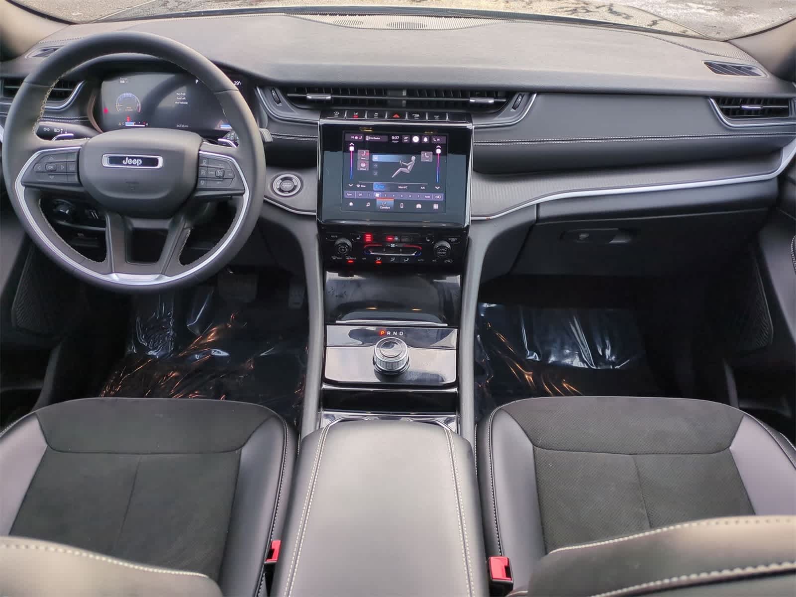 Thumbnail: 2023 Jeep Grand Cherokee - 15