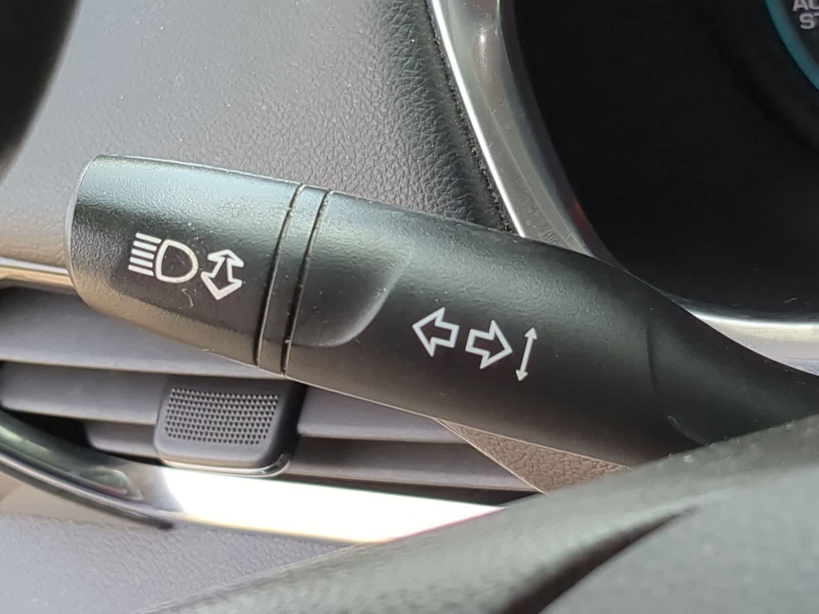 Thumbnail: 2019 Chevrolet Traverse - 26