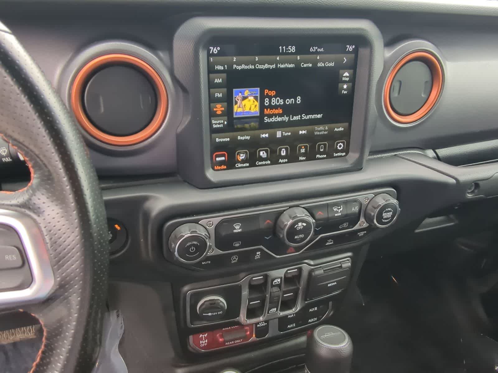 Thumbnail: 2022 Jeep Gladiator - 27