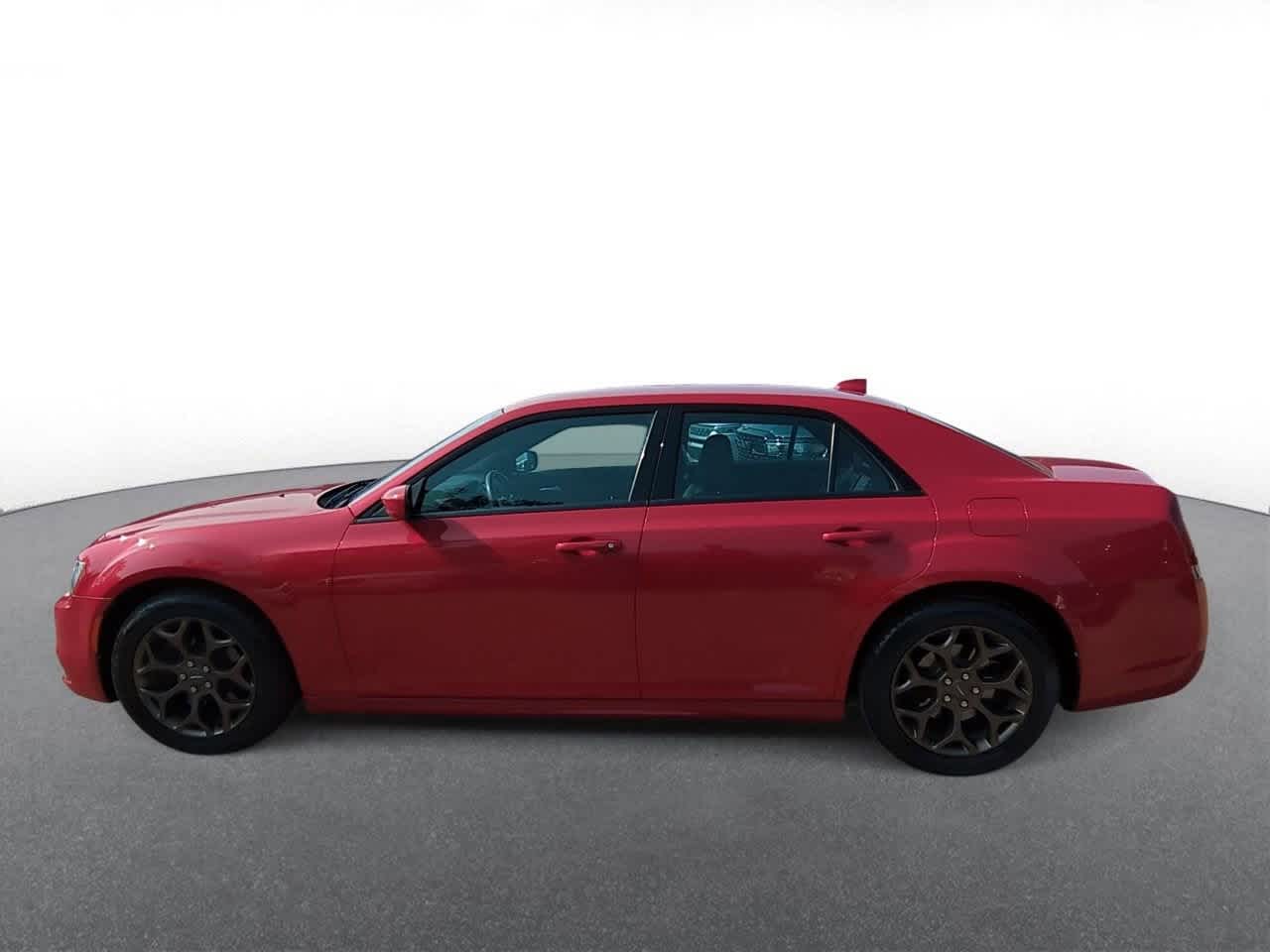 Thumbnail: 2017 Chrysler 300 - 5