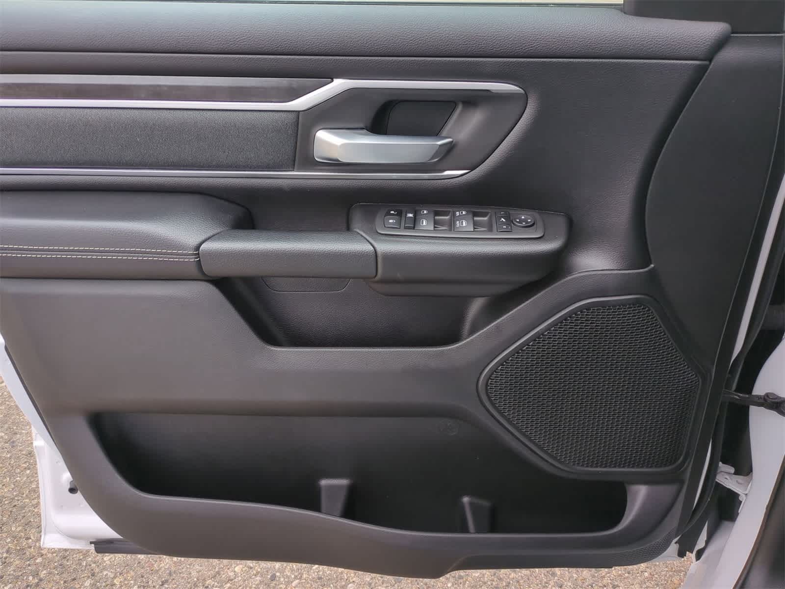 Thumbnail: 2023 RAM 1500 - 29