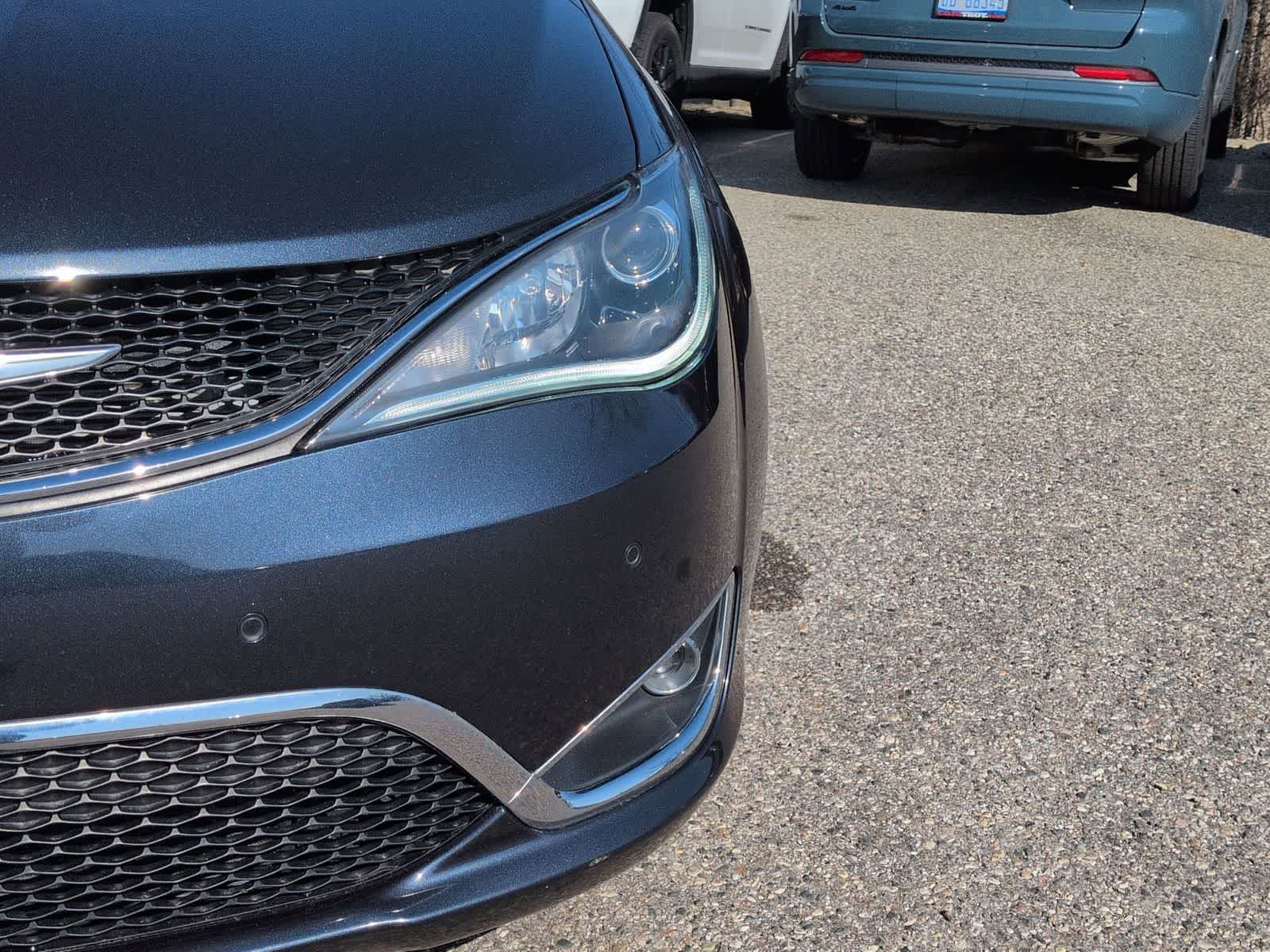 Thumbnail: 2020 Chrysler Pacifica - 11