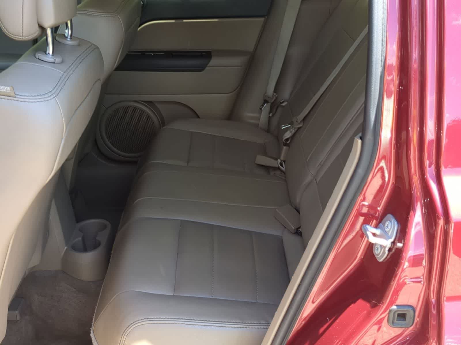 Thumbnail: 2015 Jeep Patriot - 19