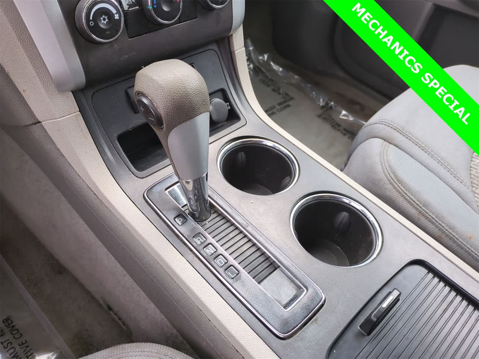 Thumbnail: 2011 Chevrolet Traverse - 24