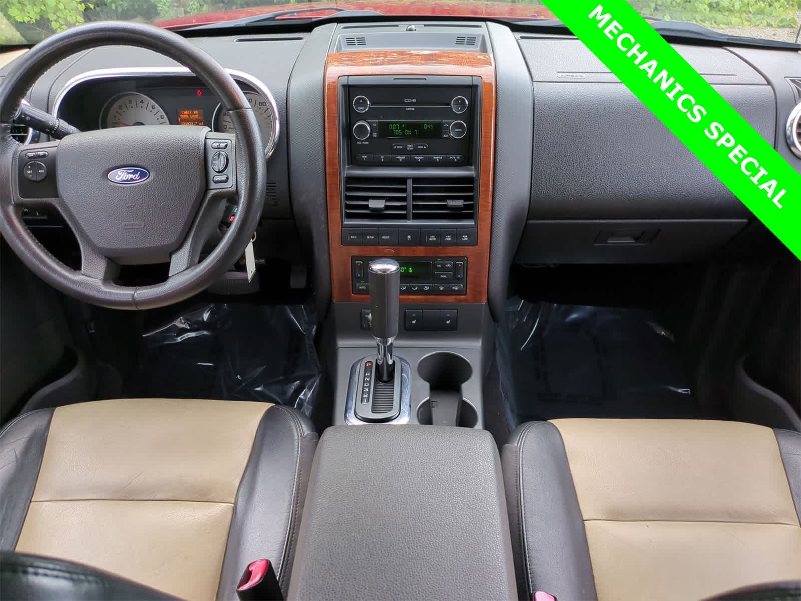 Thumbnail: 2010 Ford Explorer - 14