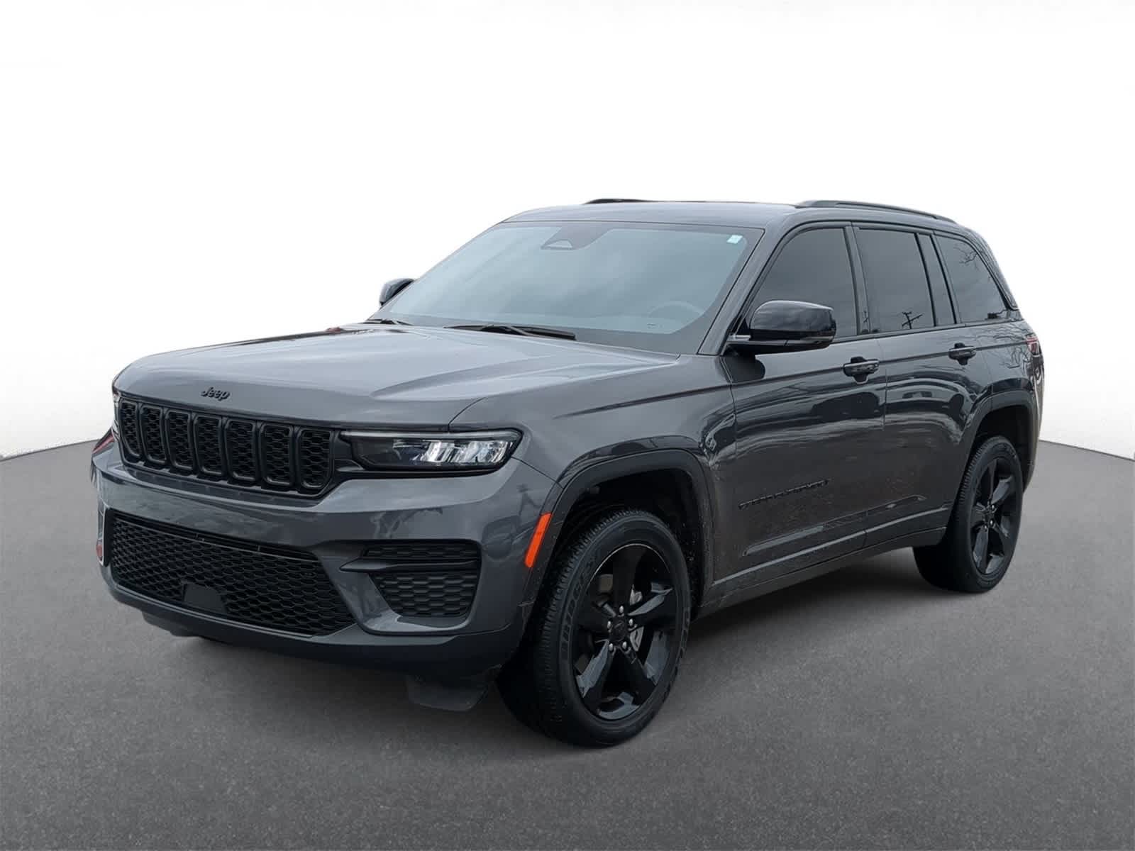 Thumbnail: 2024 Jeep Grand Cherokee - 4