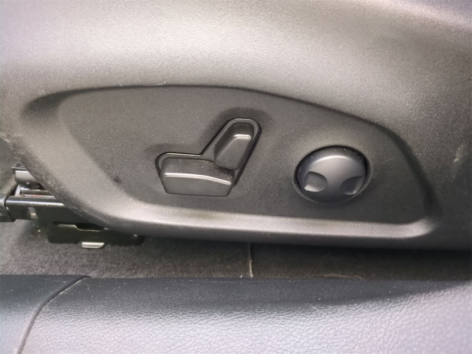 Thumbnail: 2022 Jeep Compass - 17