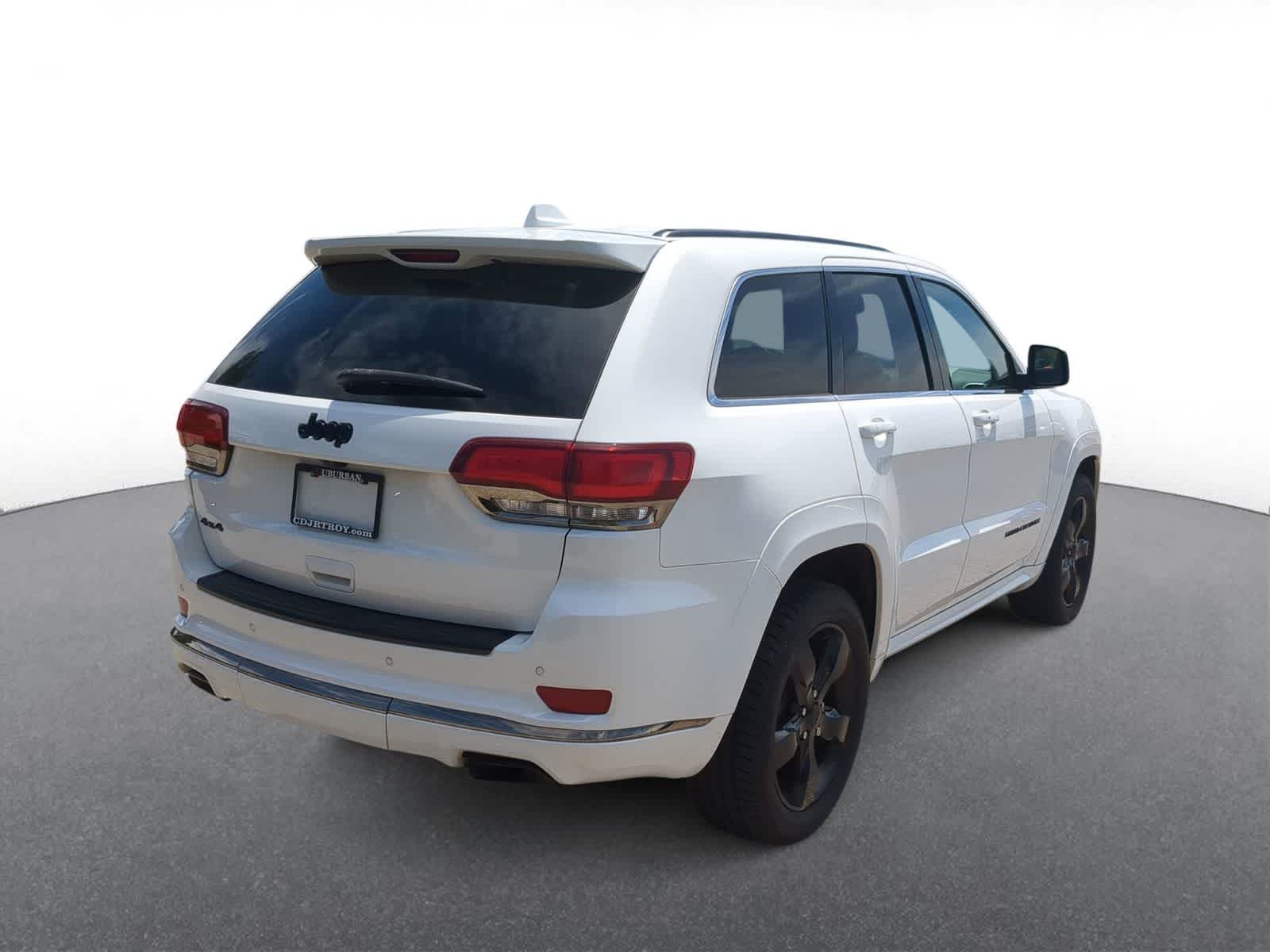 Thumbnail: 2016 Jeep Grand Cherokee - 8