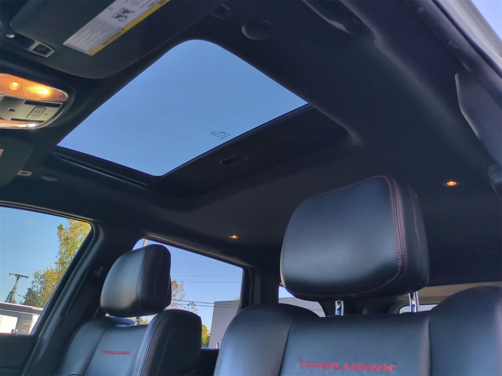 Thumbnail: 2018 Jeep Grand Cherokee - 19
