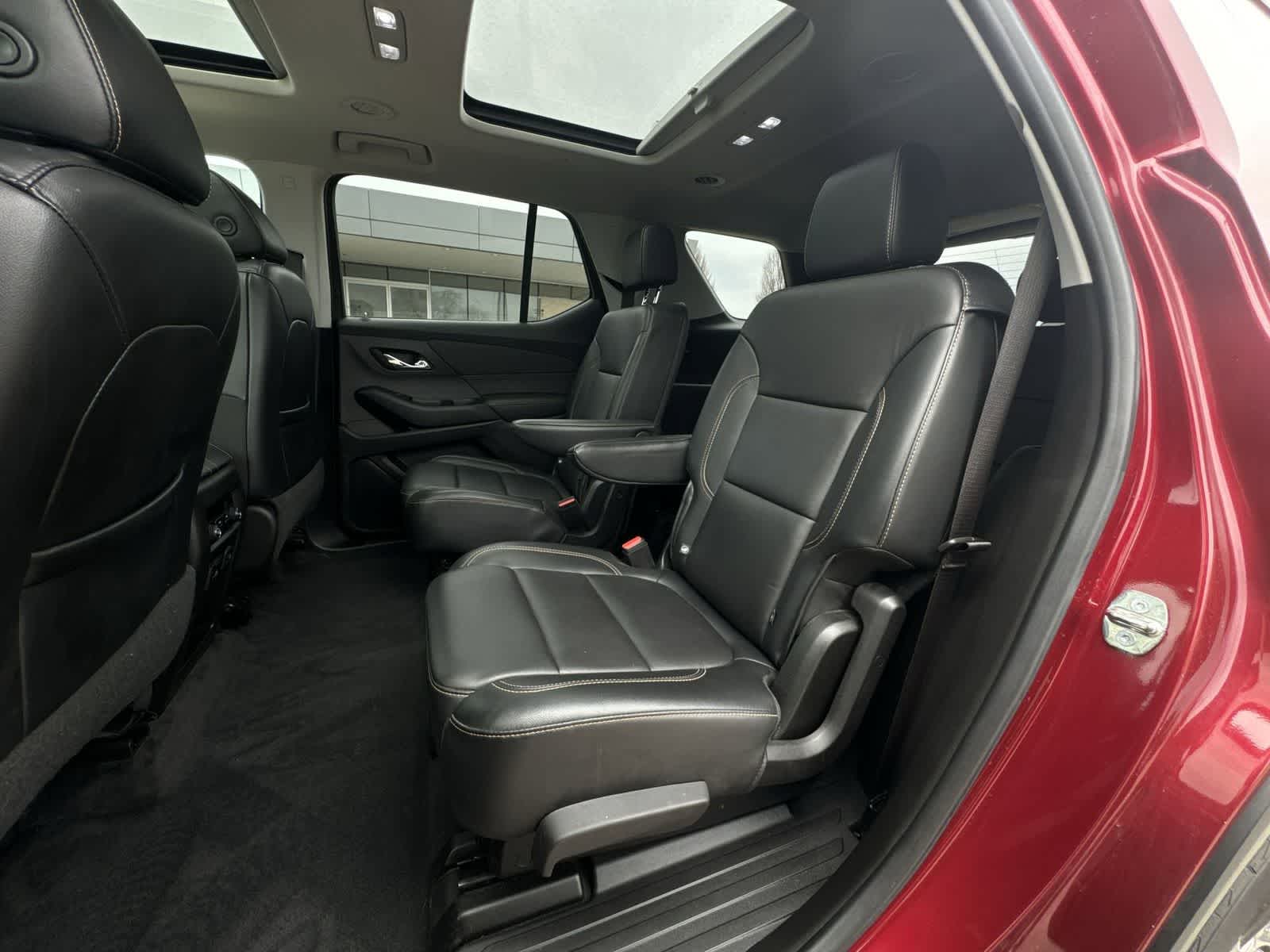 Thumbnail: 2019 Chevrolet Traverse - 21