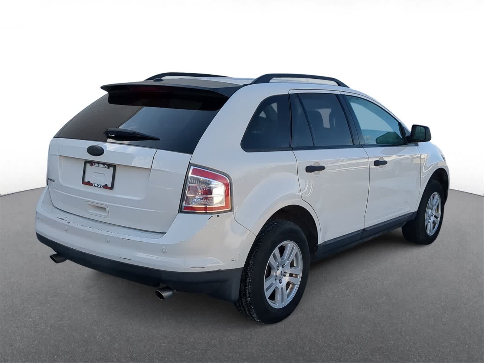 Thumbnail: 2010 Ford Edge - 8