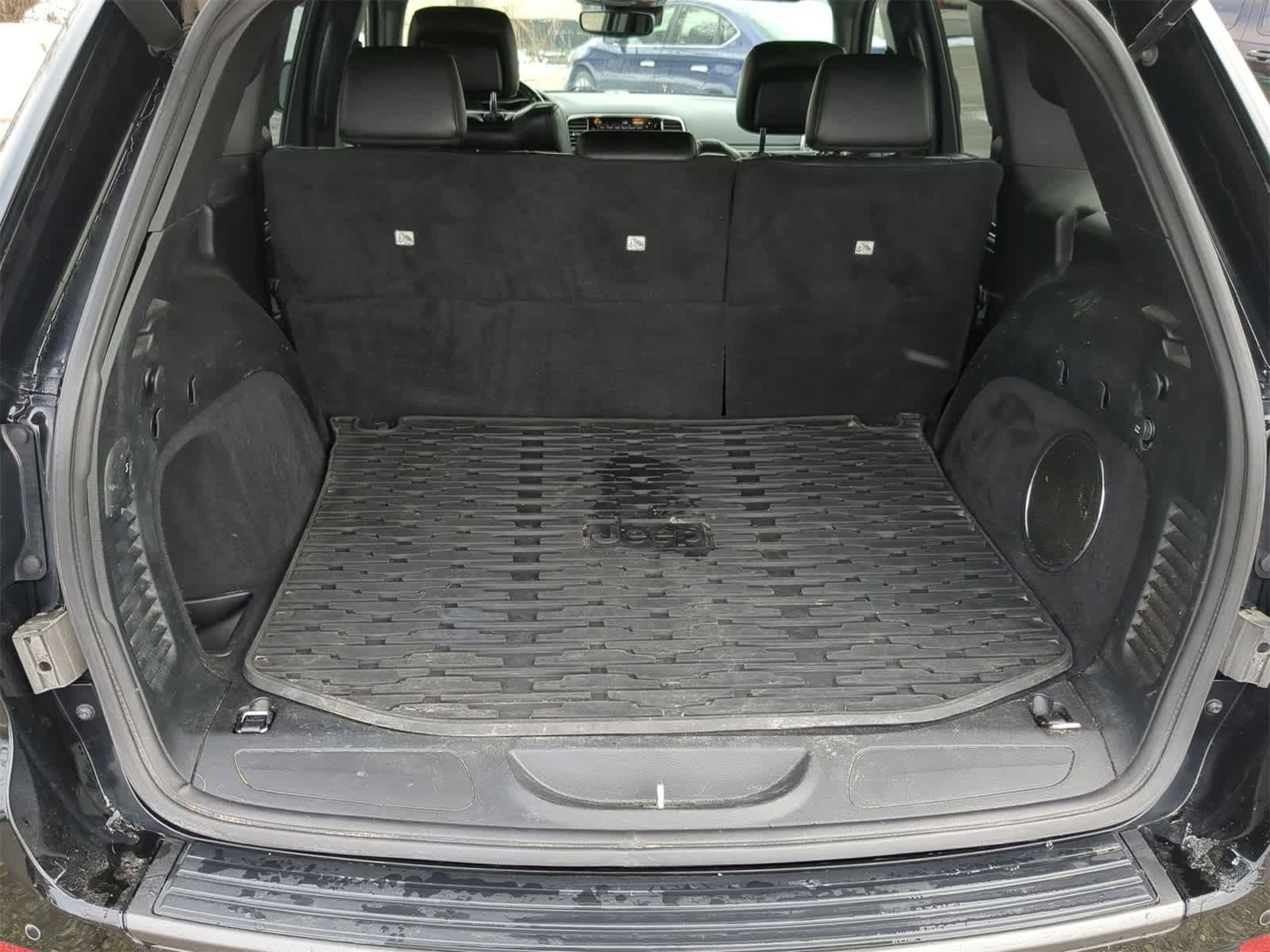 Thumbnail: 2020 Jeep Grand Cherokee - 38