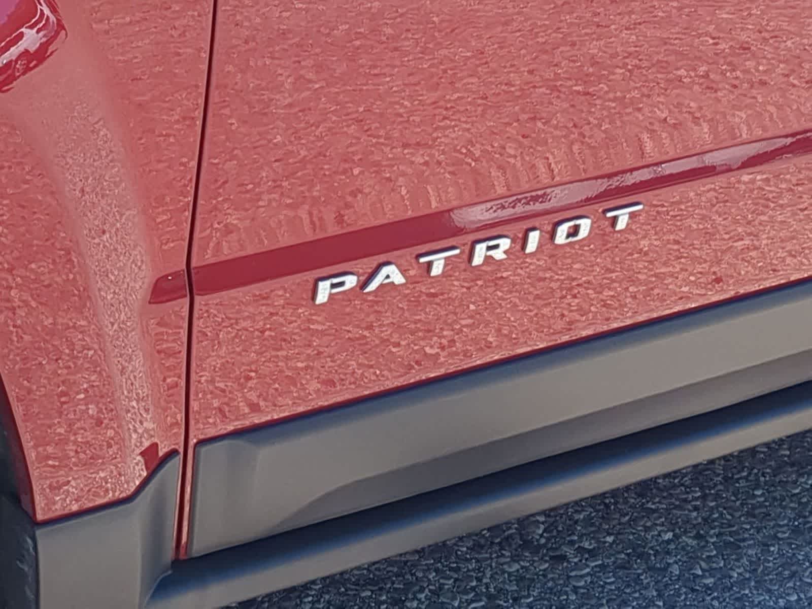 Thumbnail: 2015 Jeep Patriot - 13