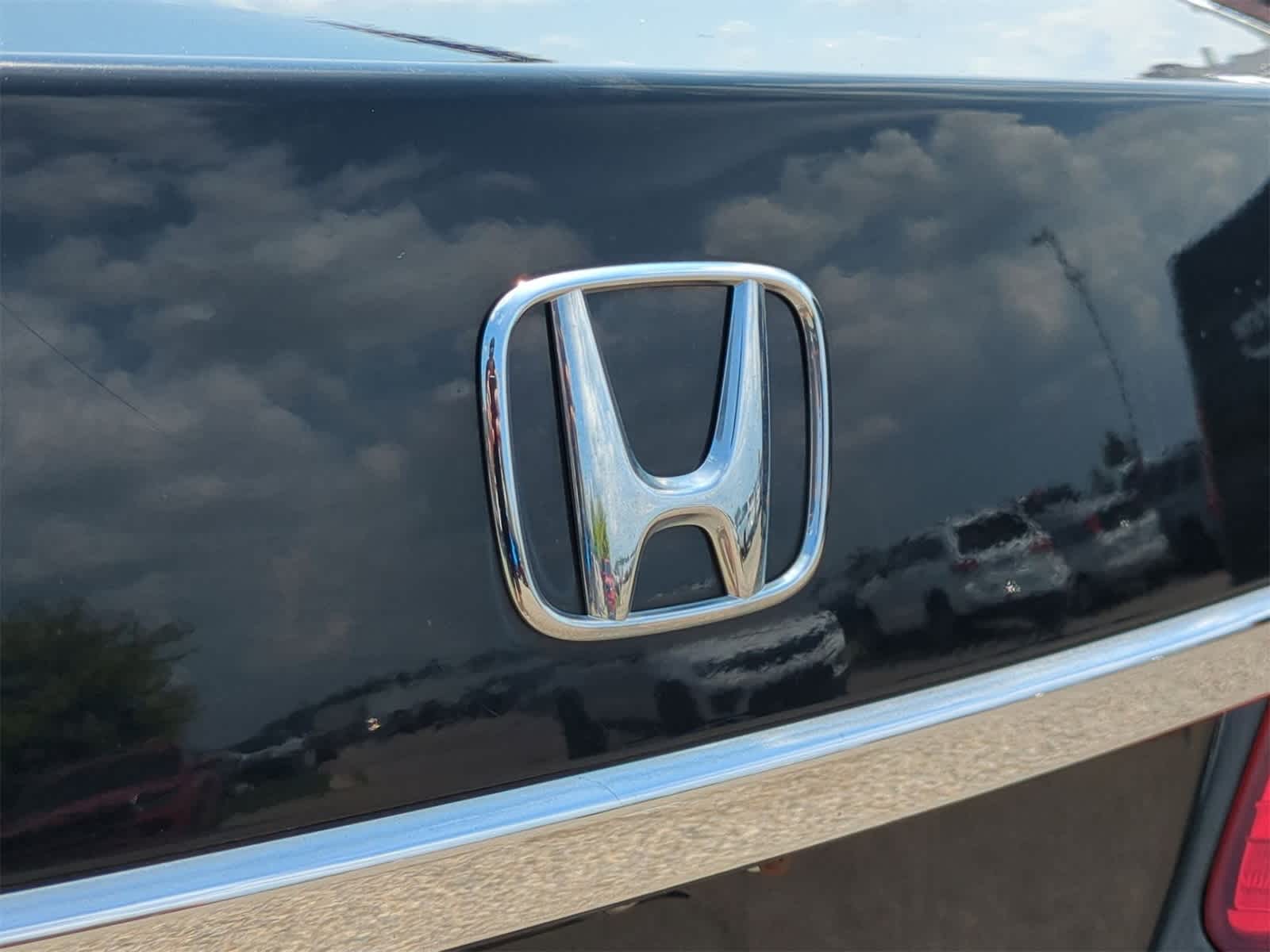 Thumbnail: 2015 Honda Accord - 11