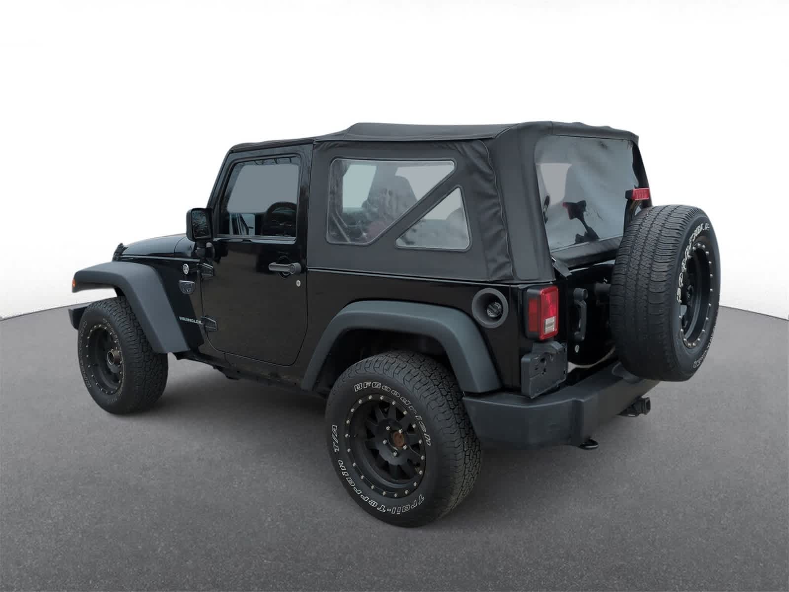 Thumbnail: 2013 Jeep Wrangler - 6