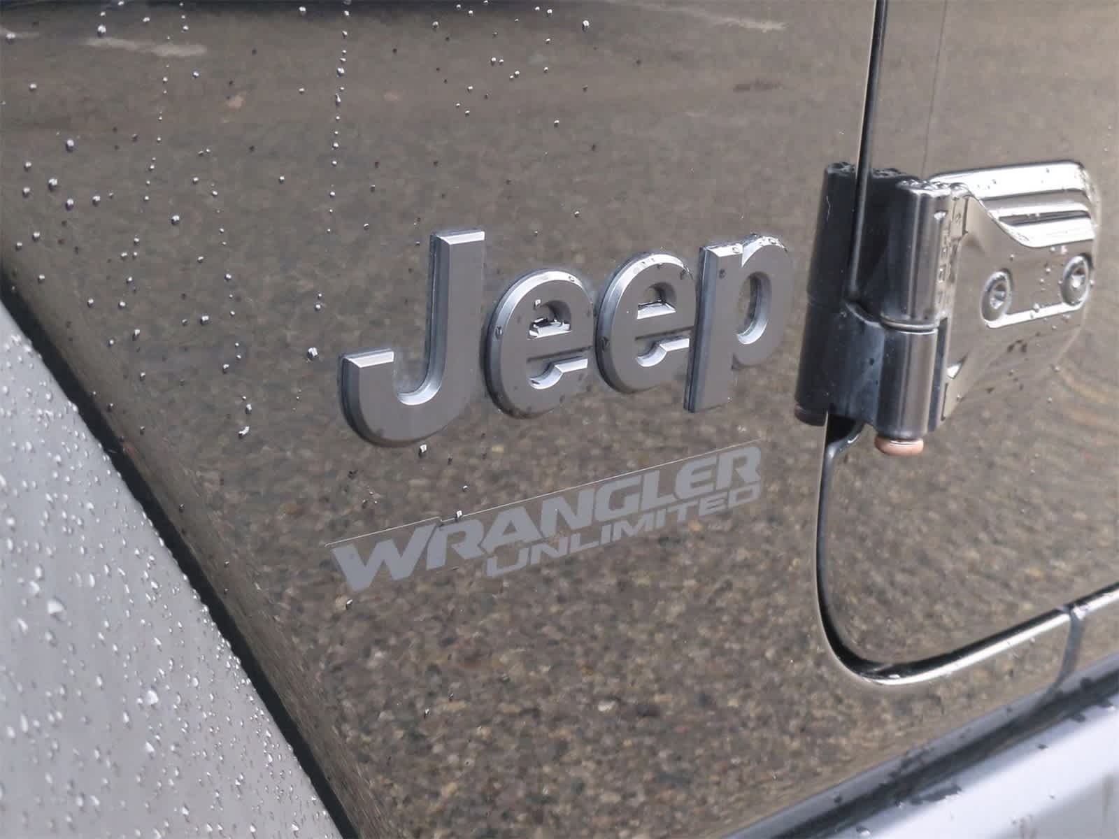 Thumbnail: 2021 Jeep Wrangler - 12