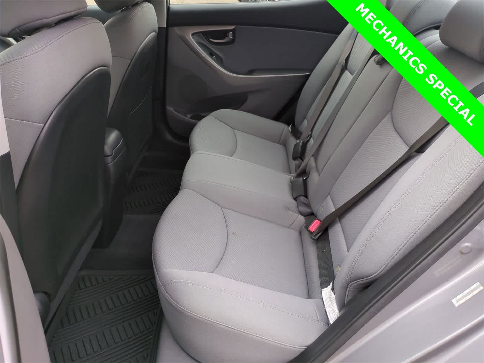 Thumbnail: 2011 Hyundai Elantra - 17