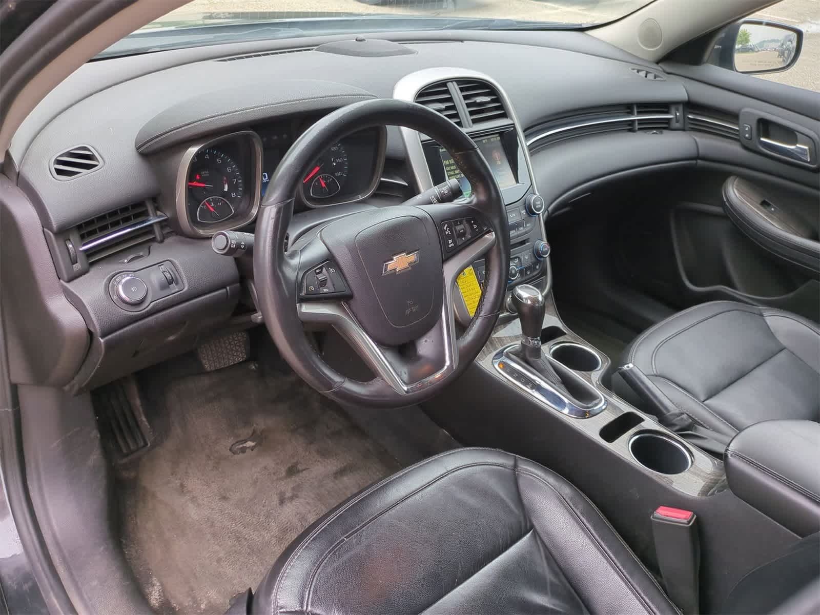 Thumbnail: 2014 Chevrolet Malibu - 10