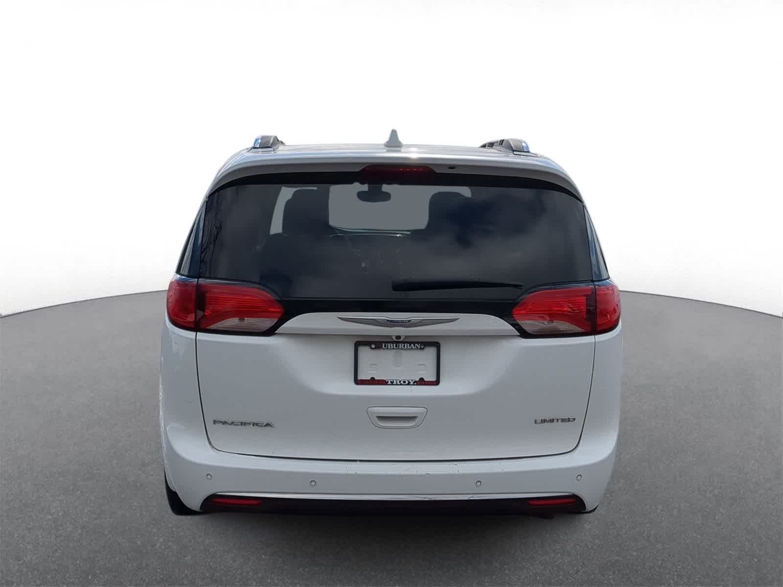 Thumbnail: 2020 Chrysler Pacifica - 7