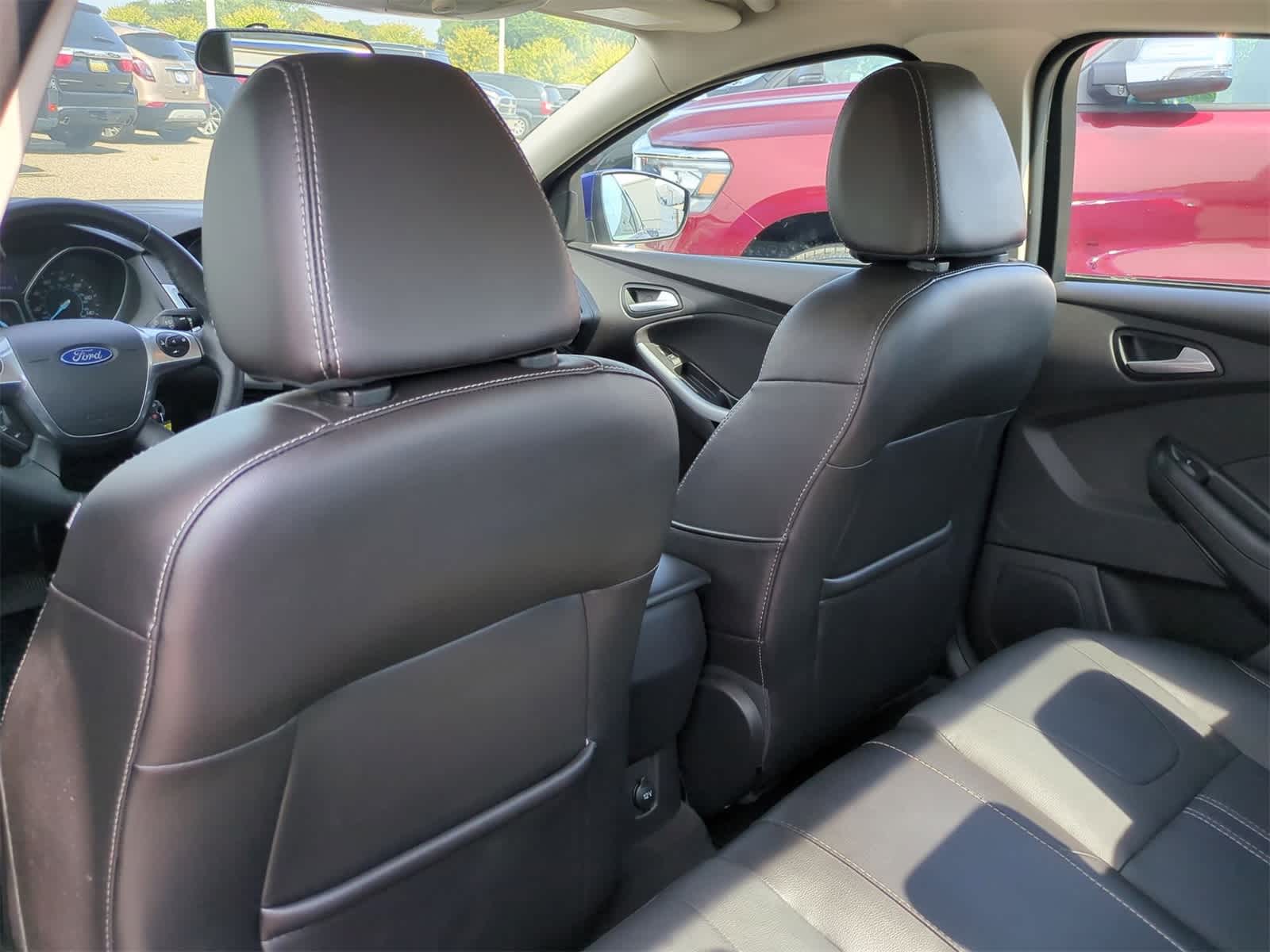 Thumbnail: 2014 Ford Focus - 16