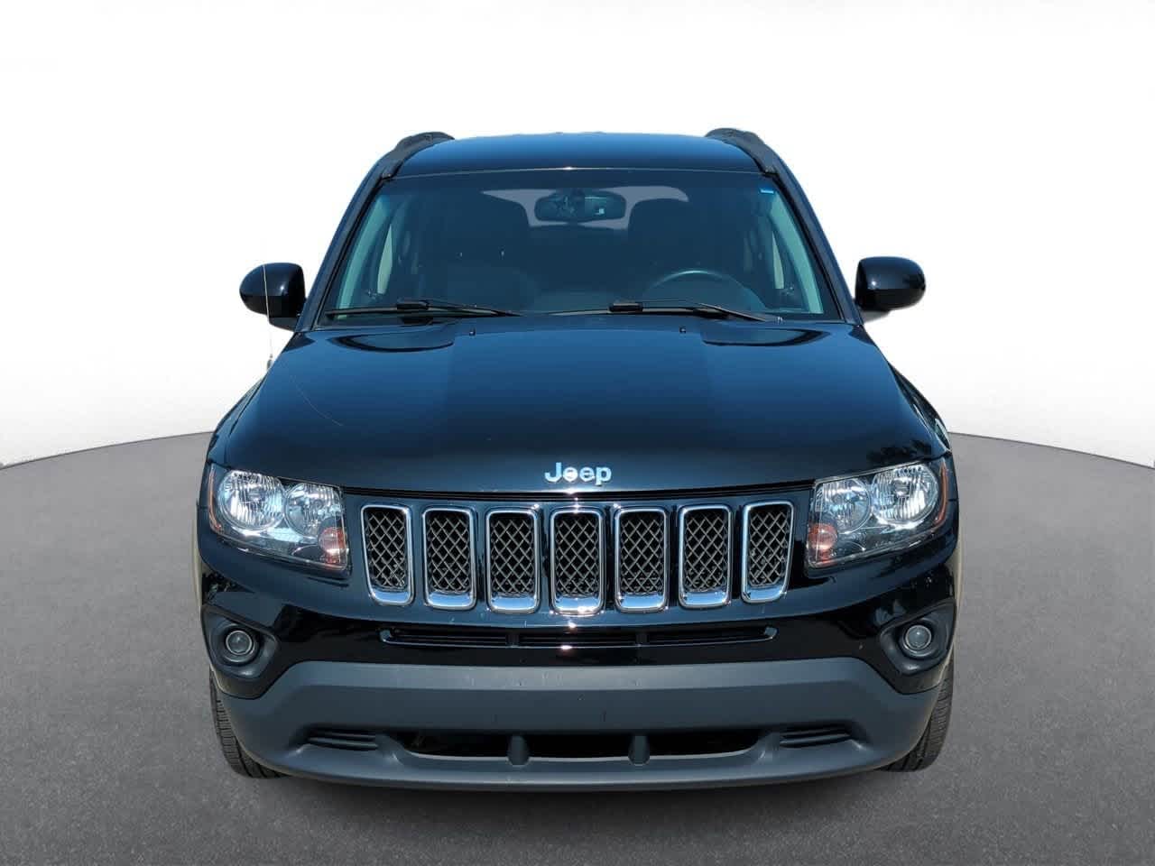 Thumbnail: 2017 Jeep Compass - 3