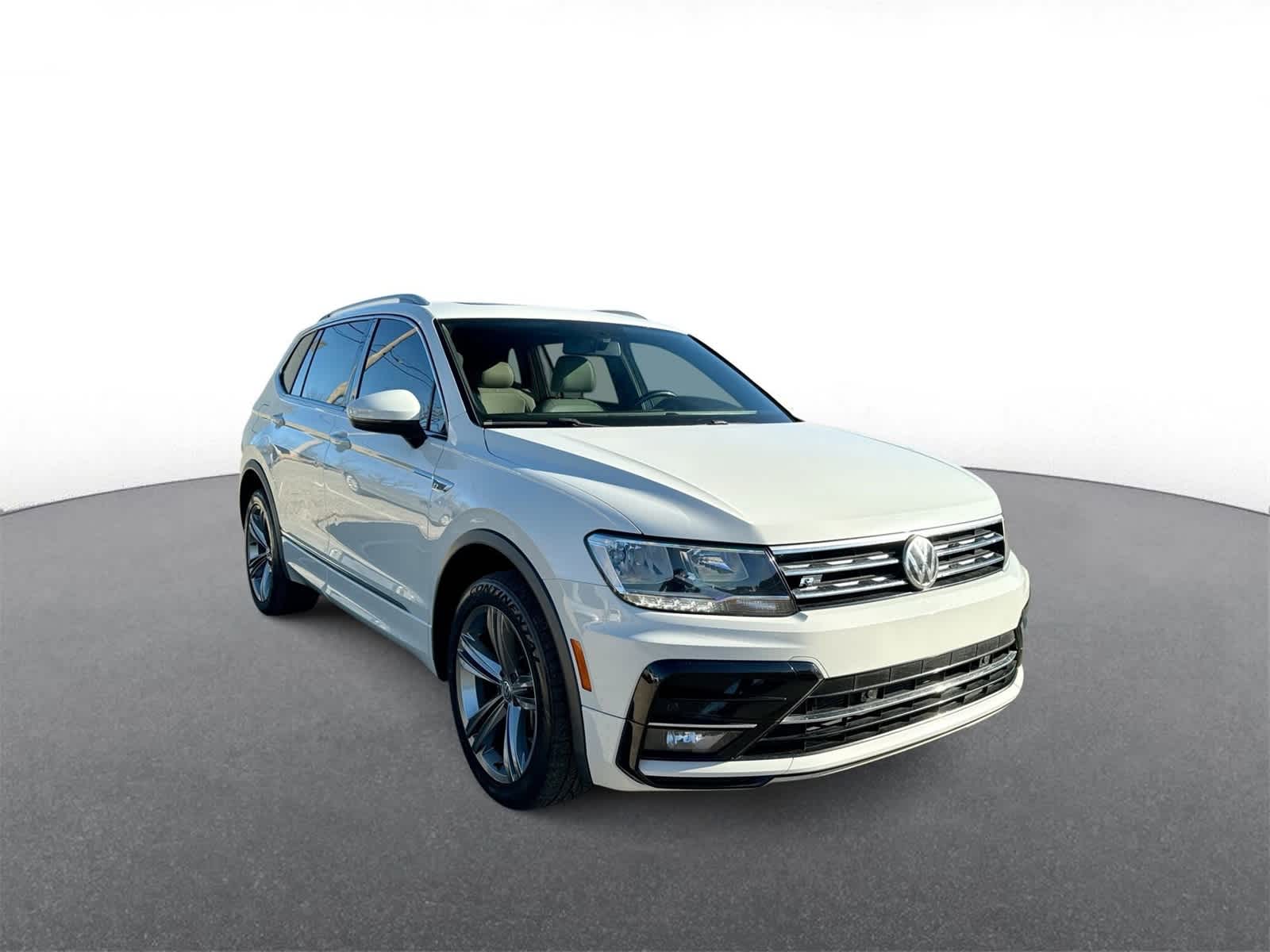 Thumbnail: 2019 Volkswagen Tiguan - 2