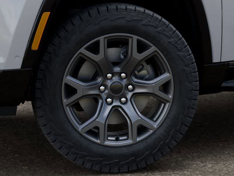 Thumbnail: 2026 Jeep Grand Wagoneer - 8