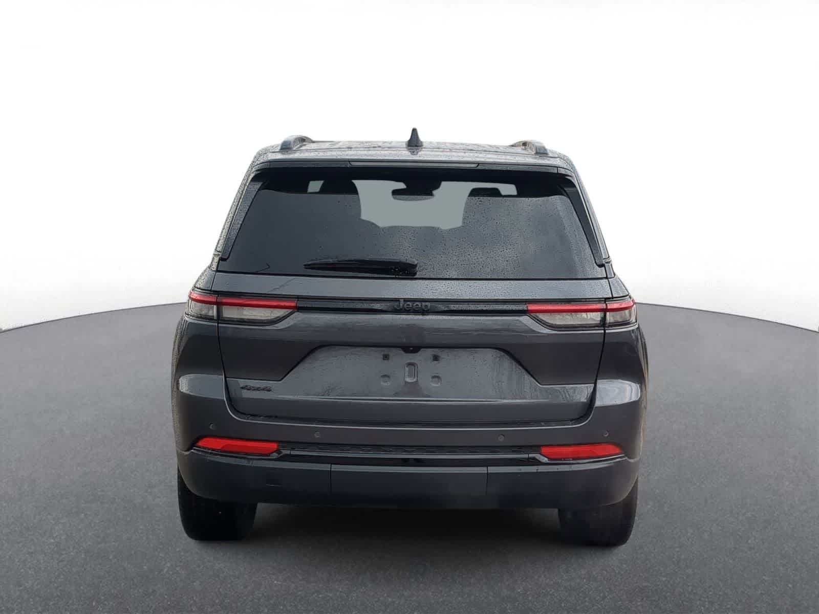 Thumbnail: 2022 Jeep Grand Cherokee - 7