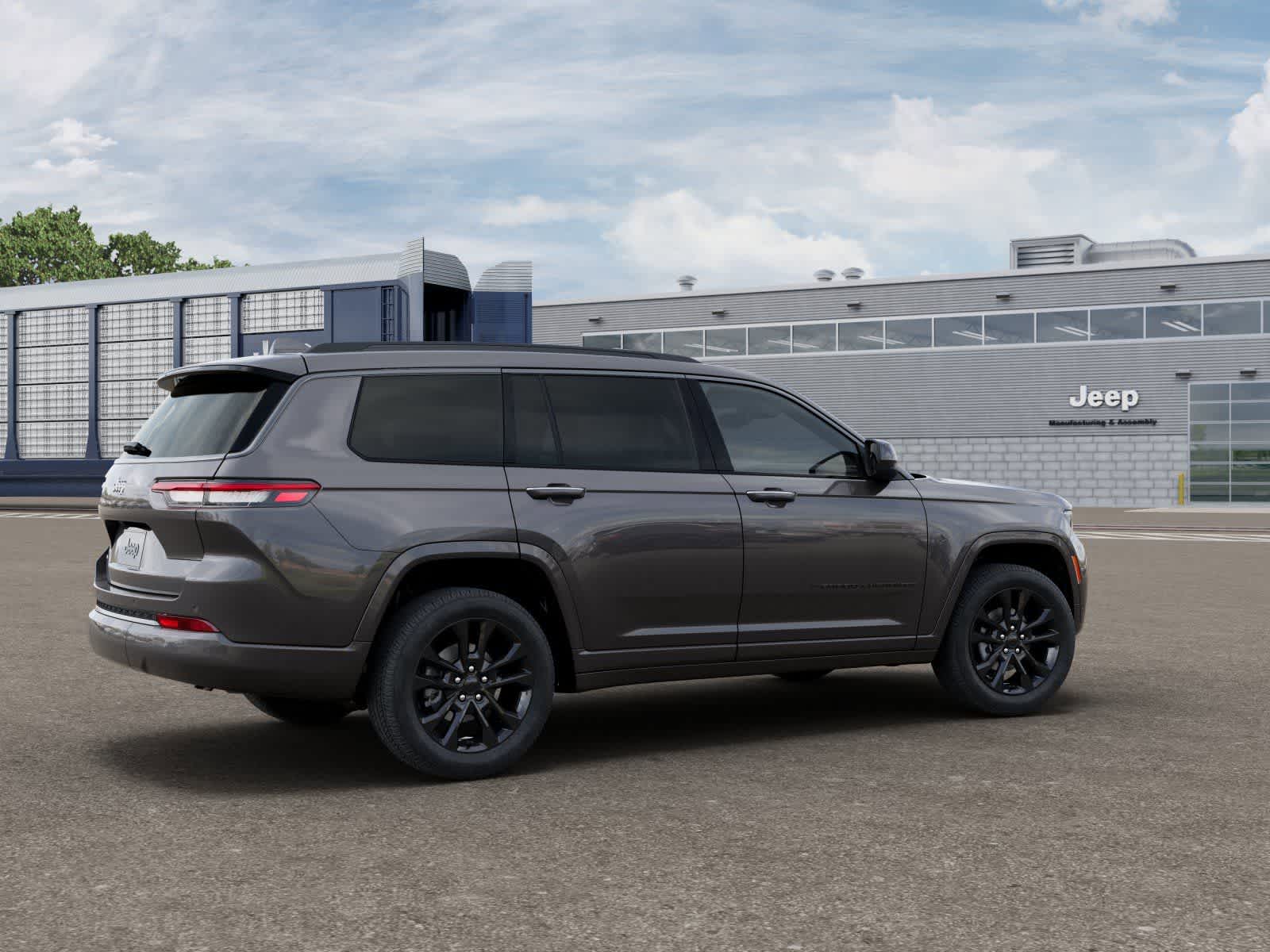 Thumbnail: 2026 Jeep Grand Cherokee L - 4