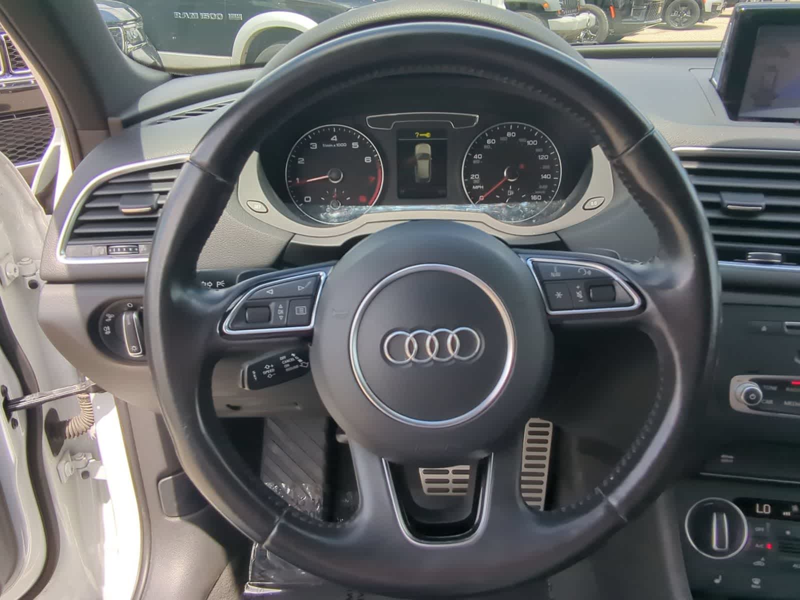 Thumbnail: 2016 Audi Q3 - 22
