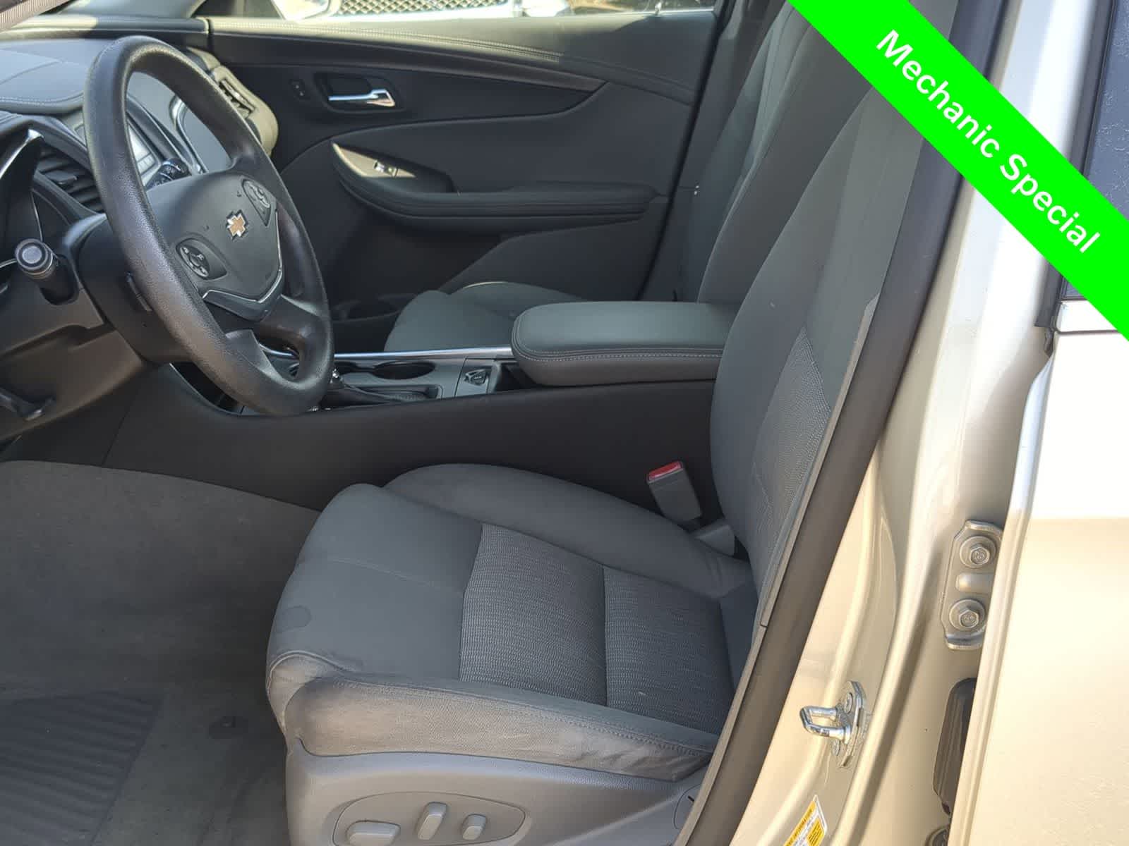 Thumbnail: 2014 Chevrolet Impala - 16