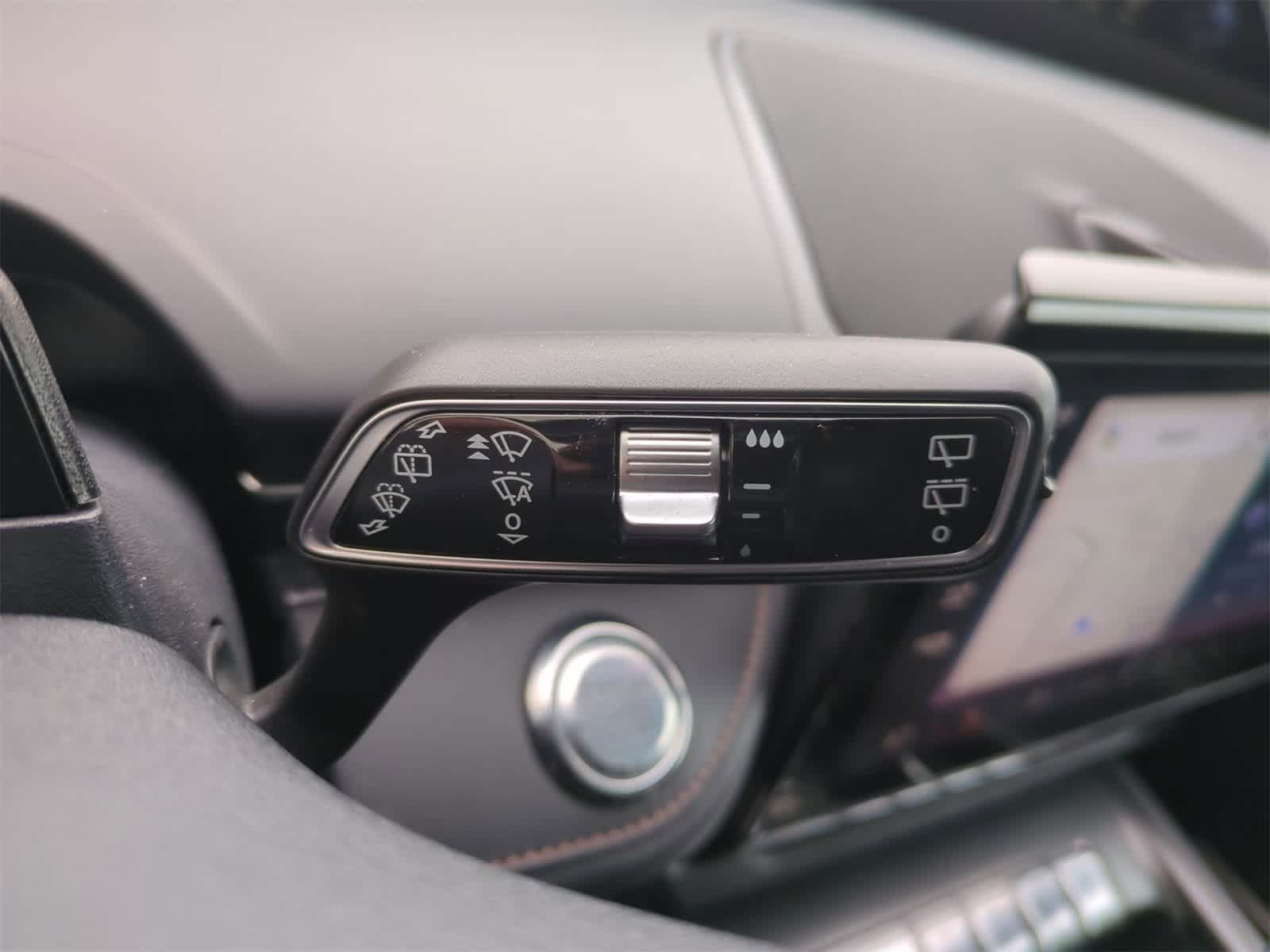 Thumbnail: 2025 Lincoln Nautilus - 26