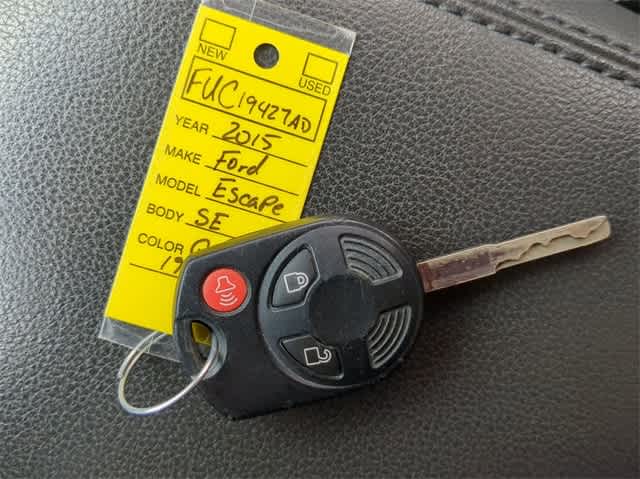 2015 Ford Escape SE 34