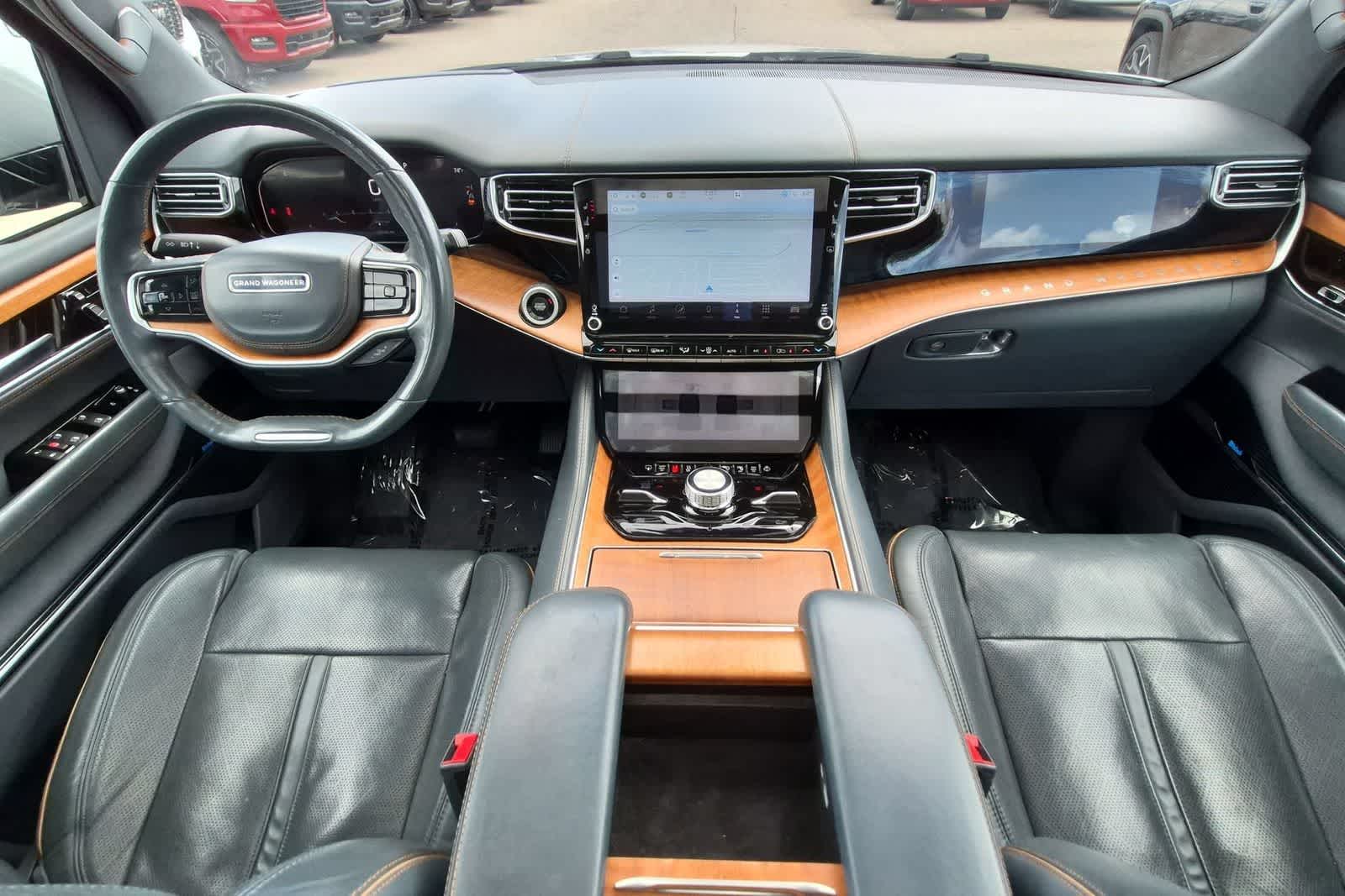 Thumbnail: 2022 Jeep Grand Wagoneer - 15