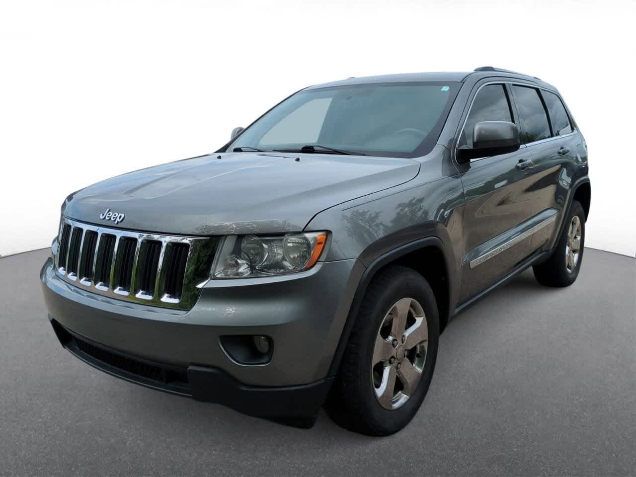Thumbnail: 2013 Jeep Grand Cherokee - 4