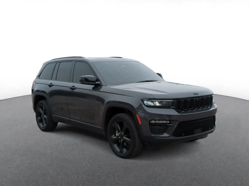 Used 2024 Jeep Grand Cherokee Limited with VIN 1C4RJHBG7RC167089 for sale in Troy, MI