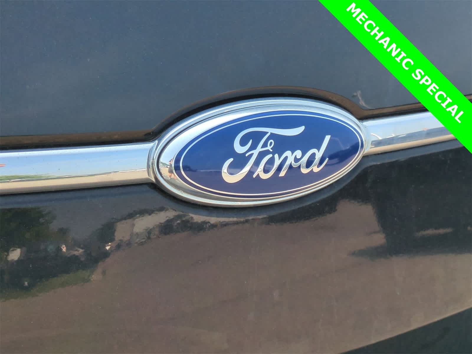 Thumbnail: 2012 Ford Taurus - 11