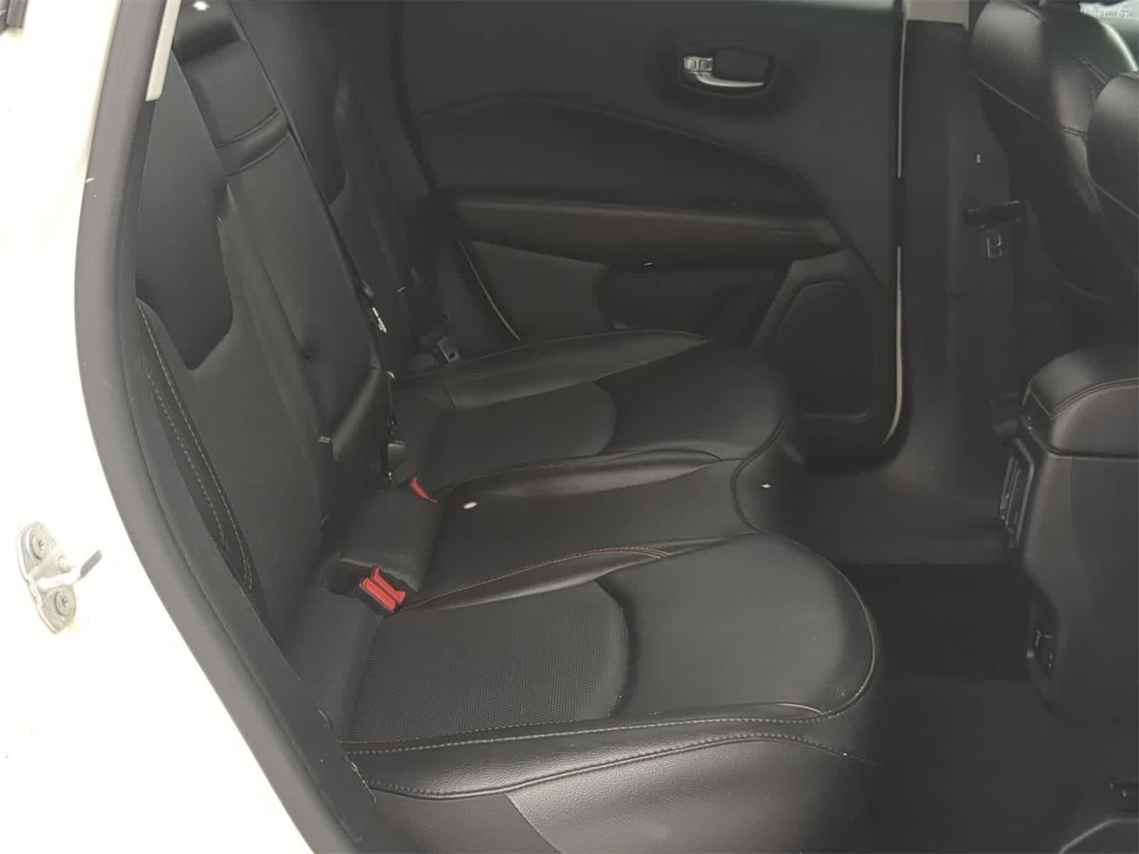 Thumbnail: 2020 Jeep Compass - 27