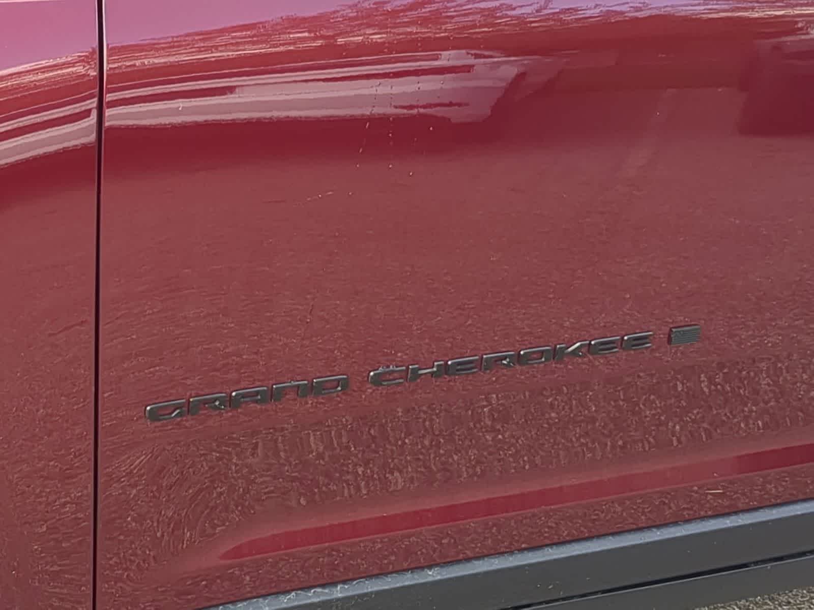 Thumbnail: 2023 Jeep Grand Cherokee - 13