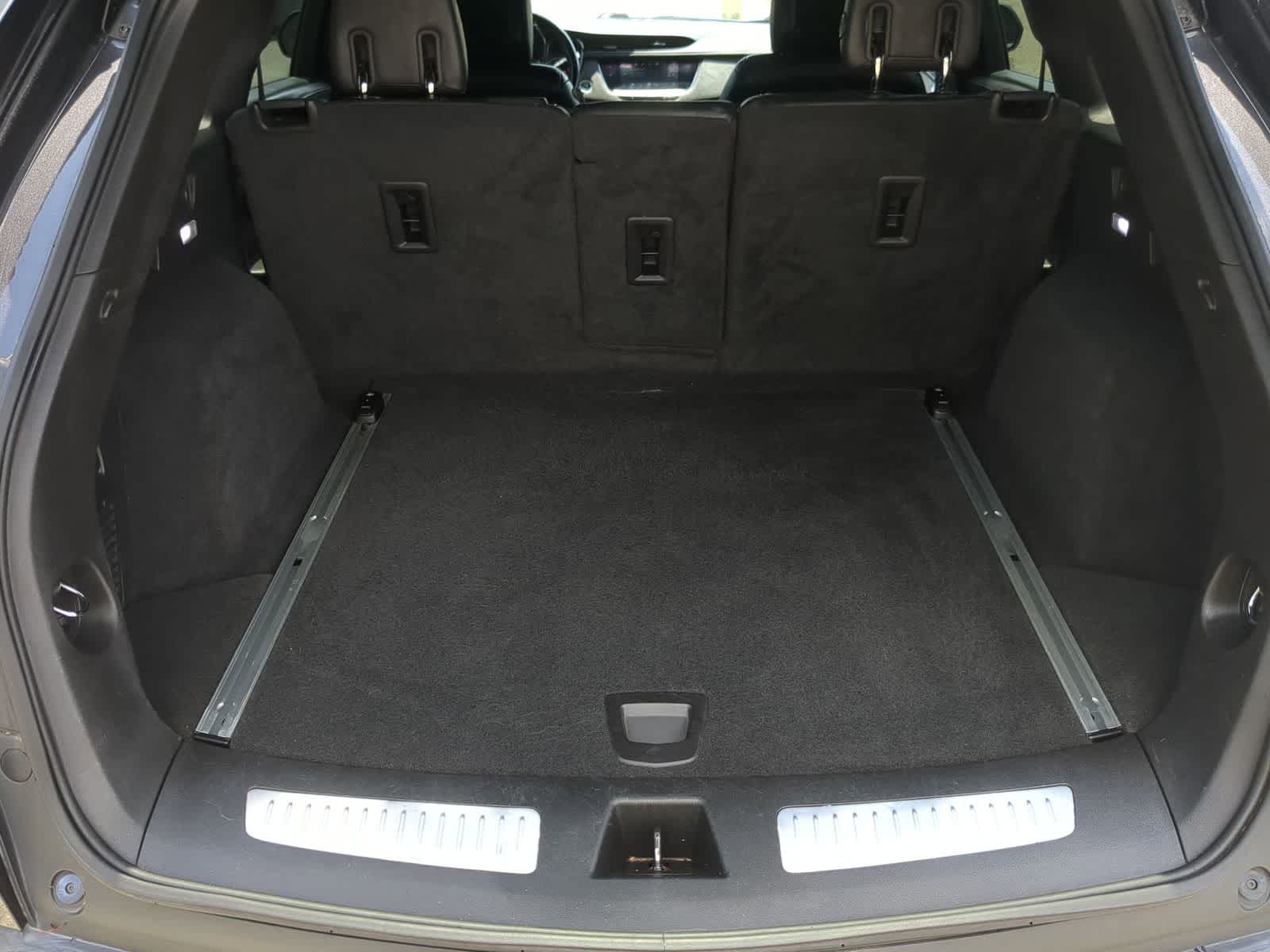 Thumbnail: 2017 Cadillac XT5 - 32