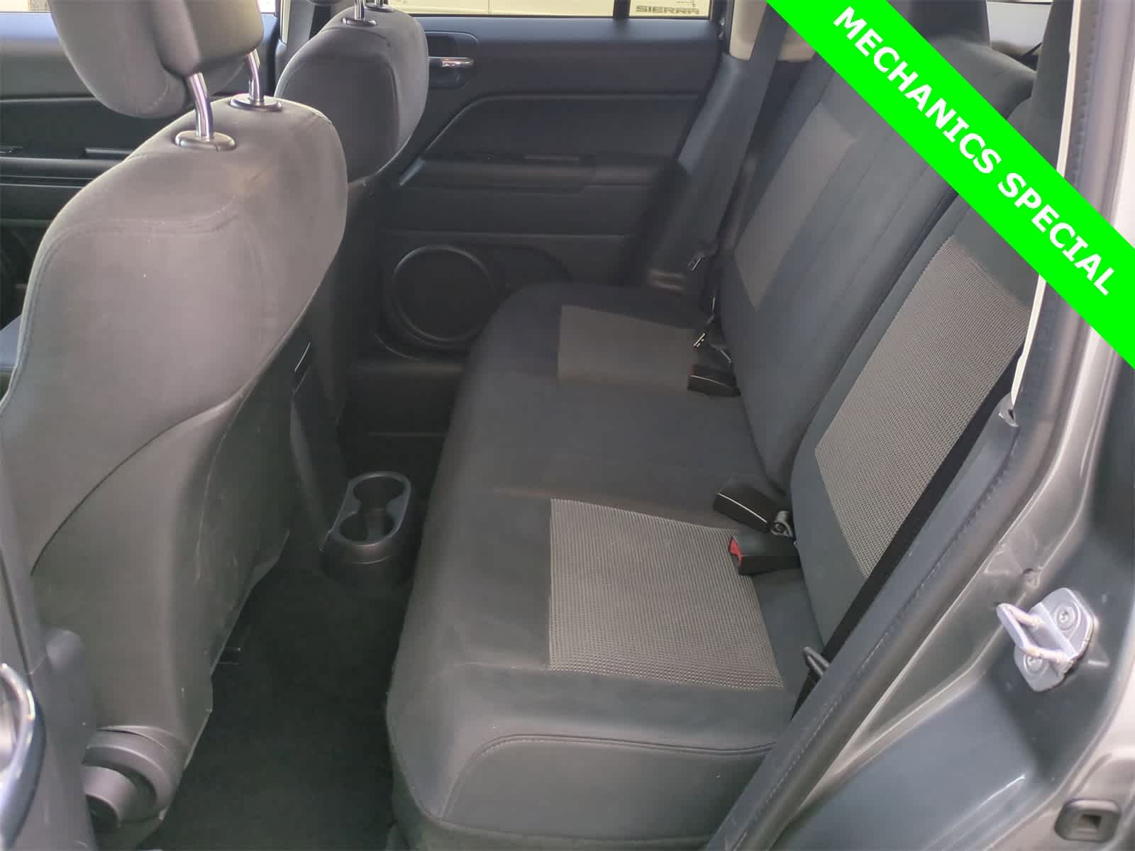 Thumbnail: 2012 Jeep Patriot - 18