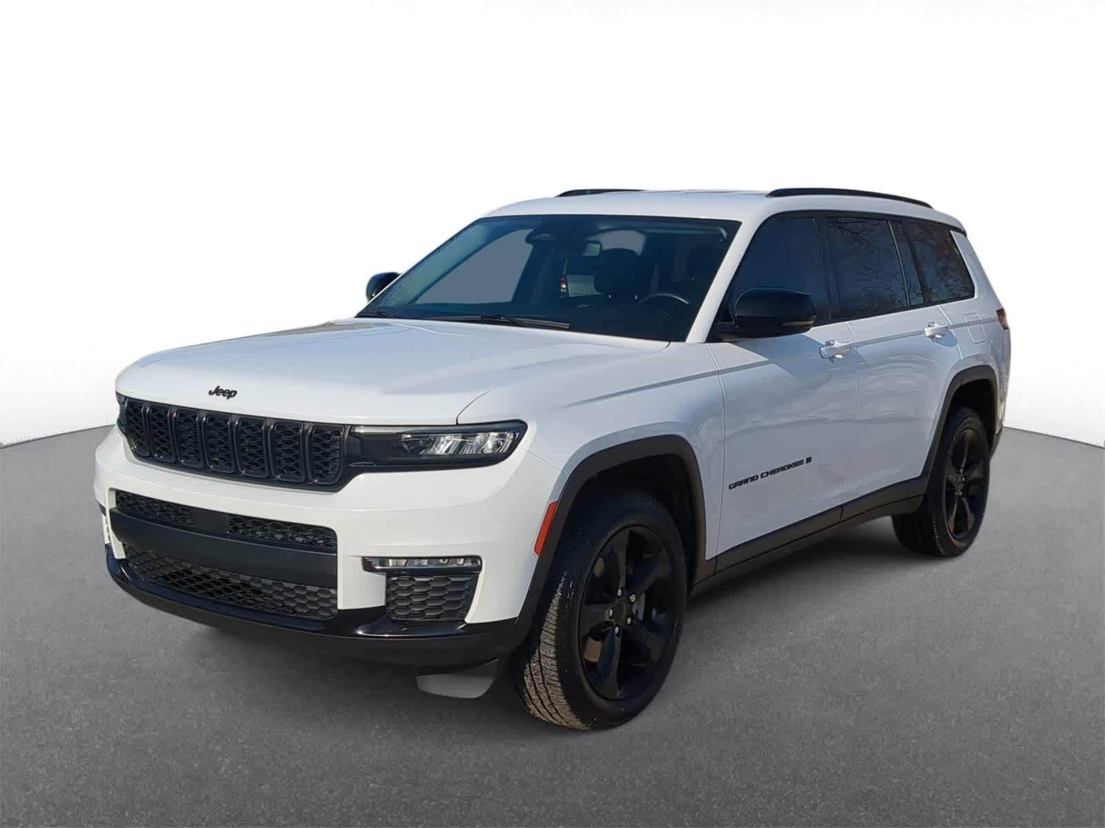 Thumbnail: 2022 Jeep Grand Cherokee L - 4