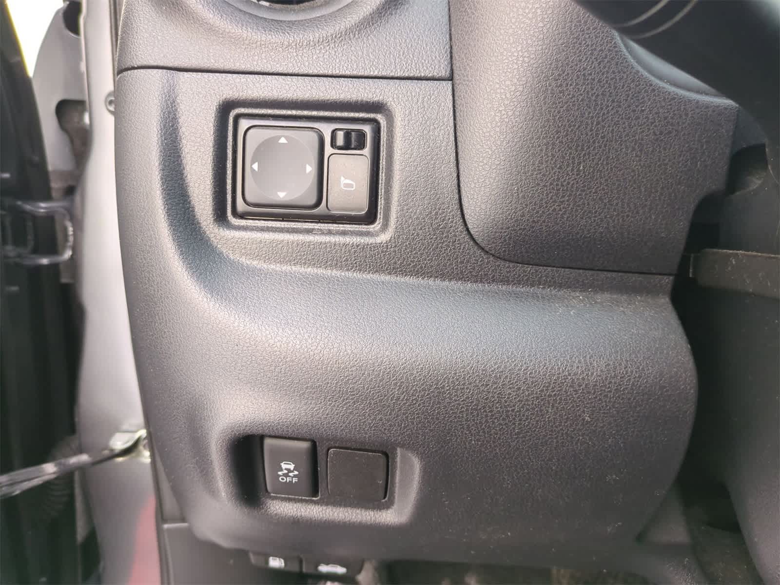 Thumbnail: 2018 Nissan Versa - 27