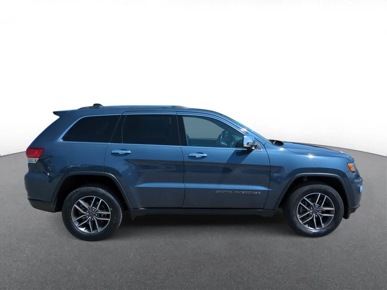 Thumbnail: 2020 Jeep Grand Cherokee - 9