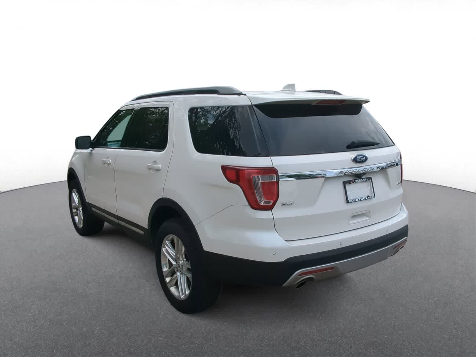 Thumbnail: 2017 Ford Explorer - 6