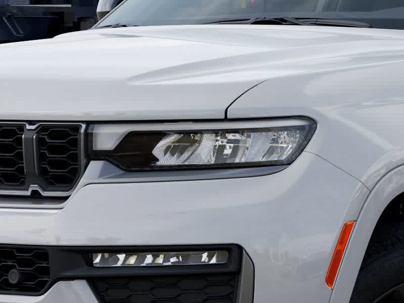 Thumbnail: 2026 Jeep Grand Cherokee - 10