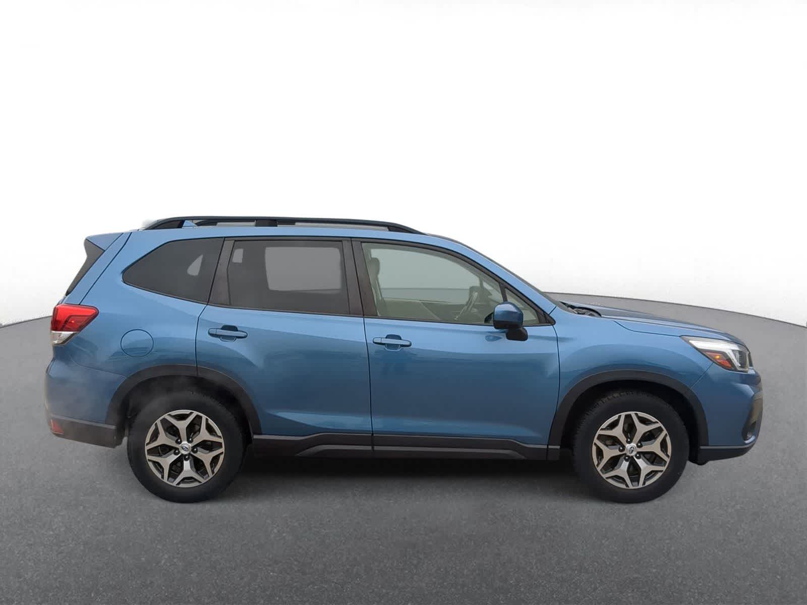 Thumbnail: 2019 Subaru Forester - 9